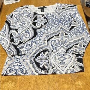 Chic Black and White Paisley Cardigan